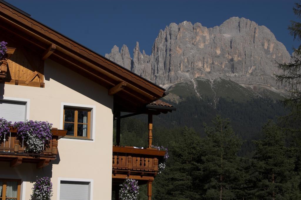 Apartments Dilln Guetl Тирес Экстерьер фото